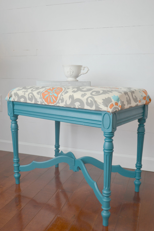 Repurposed Table into DIY Ottoman - by I Am a Homemaker