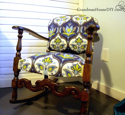 Old to Bold Rocking Chair Makeover - by Grandma's House DIY