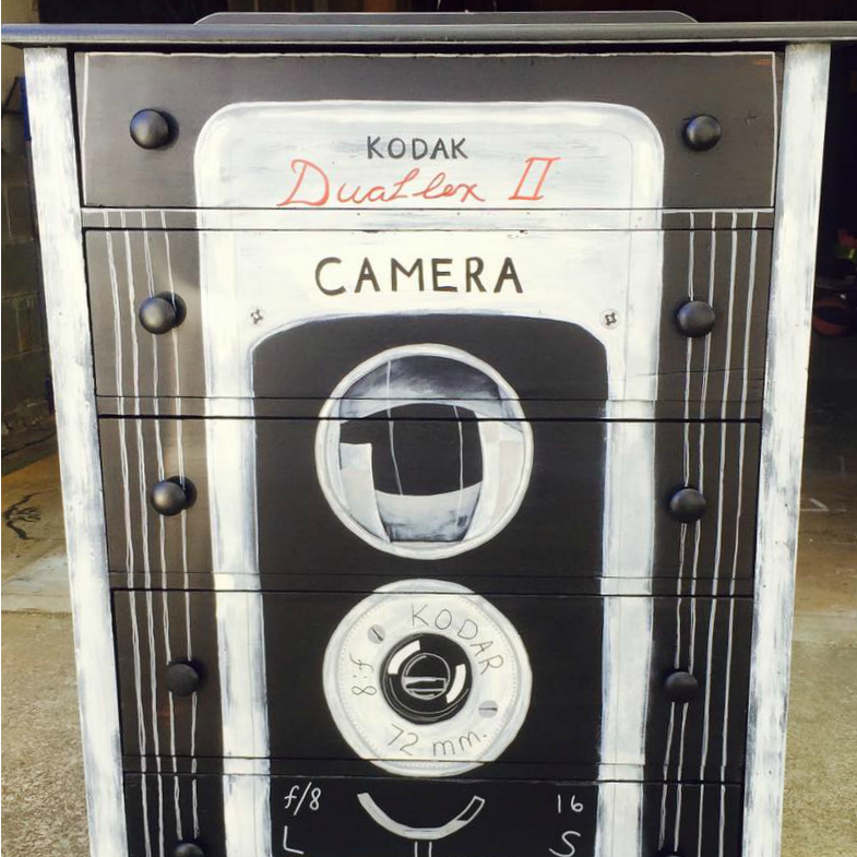 Kodak Camera Dresser